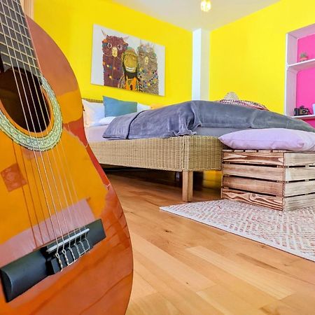 Casa De Pancho - Lateinamerika Direkt In Der City Von อูลเซิน ภายนอก รูปภาพ